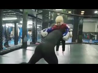 conor mcgregor sparring with his son. rjyjh vfruhtujh cgfhhbyuetn c csyjv. rjyjh vfruhtujh cgfhhbyuetn c csyjv. rjyjh vfruhtujh c